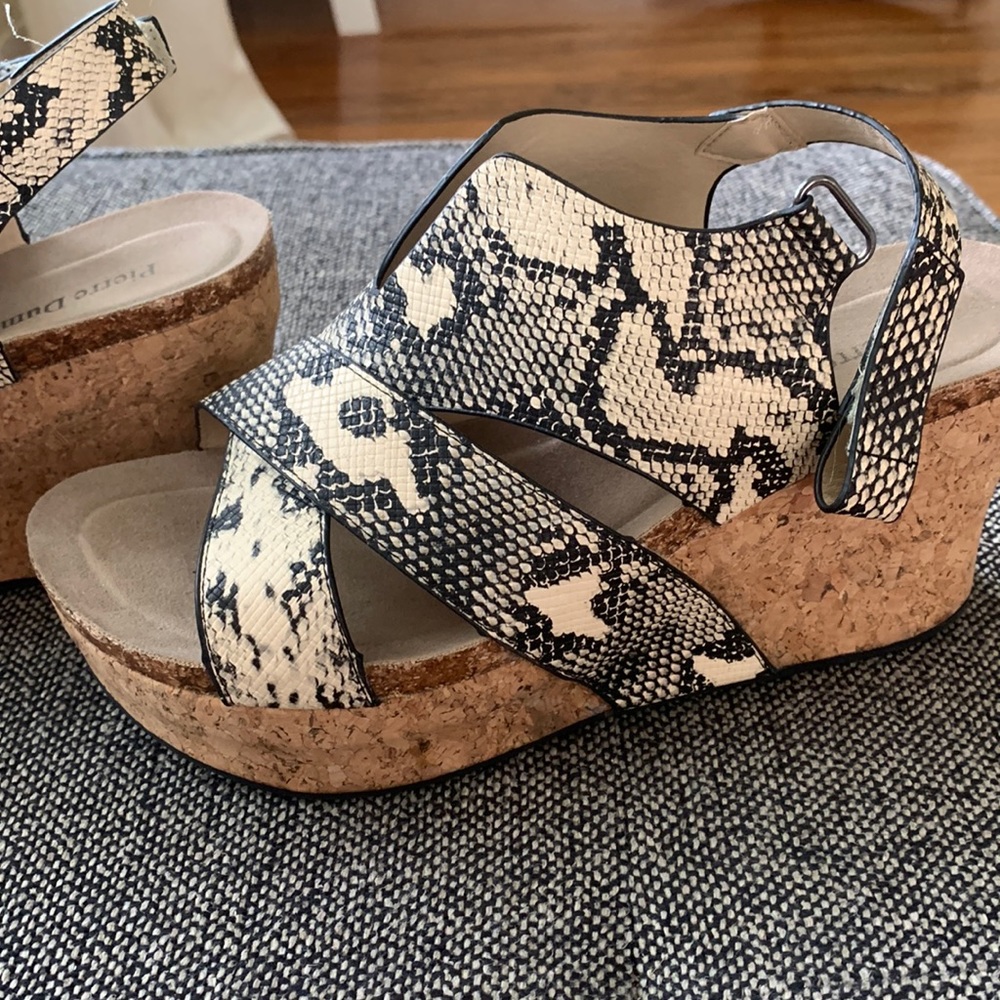 Pierre Dumas Size 9 Chantal Snakeskin 3 1/2 inch Cork Platform Wedge Sandals